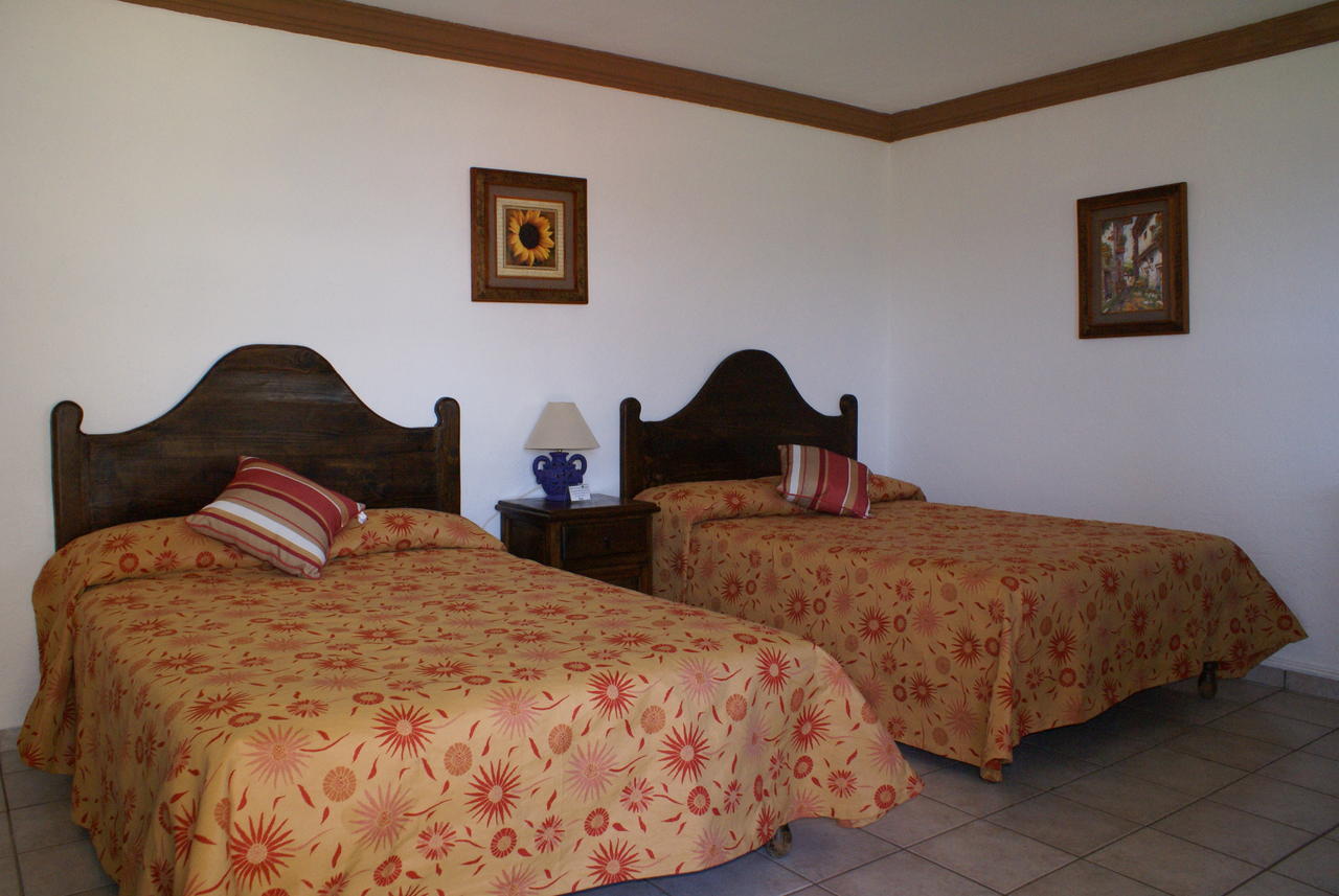 Hotel Los Sauces ビージャ・デル・カルボン 部屋 写真